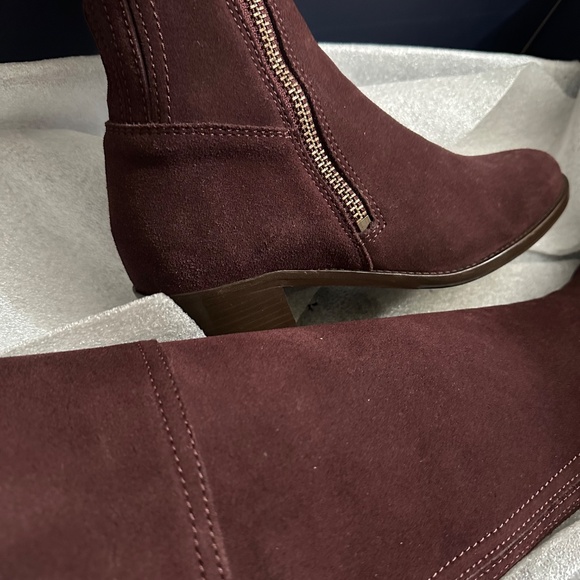 Fairfax & Favor England Regina Boot Plum Suede - Picture 5 of 7